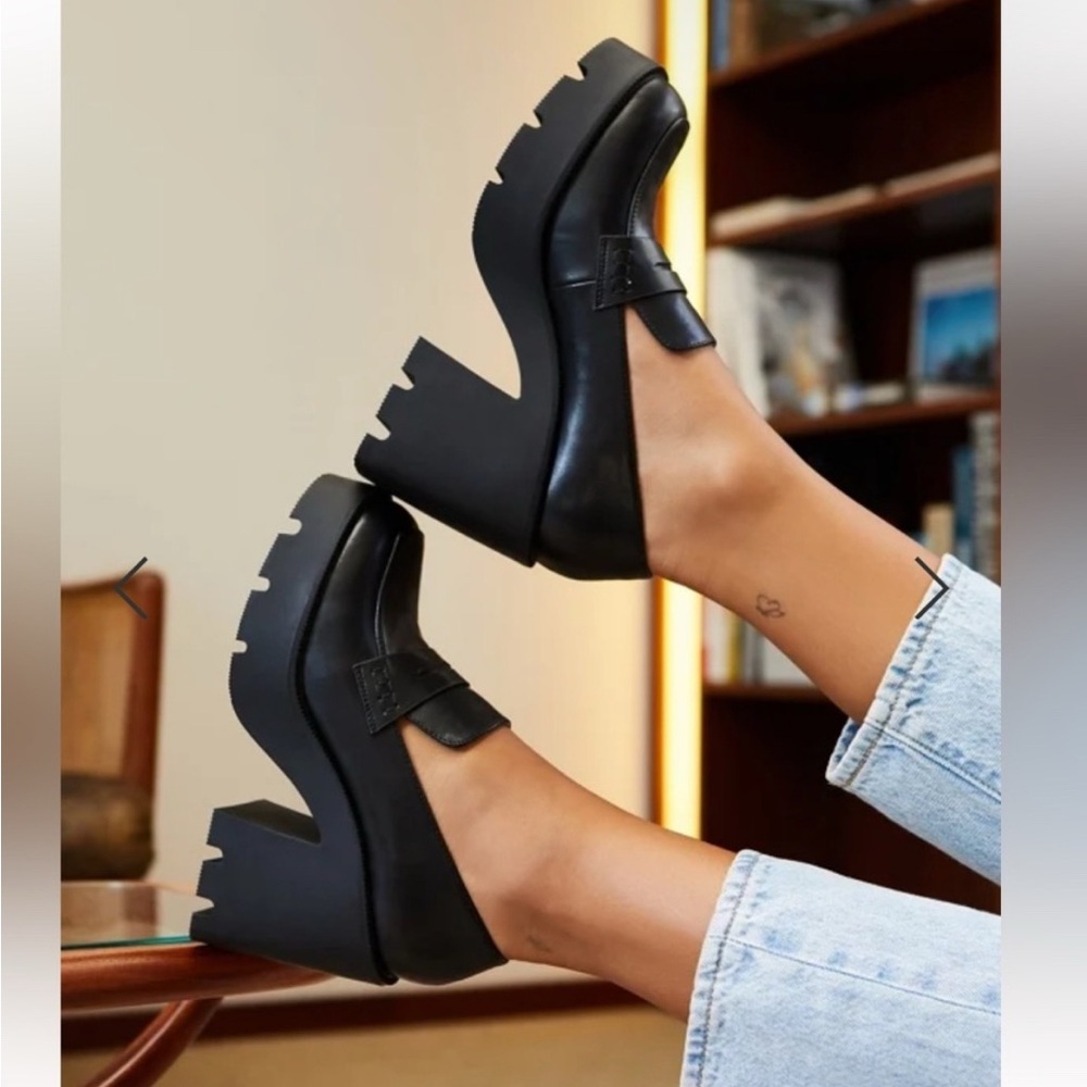 JUSTFAB Womens Shoes Cher Platform Pump Lug Sole Loafer Chunky Style Size 7.5